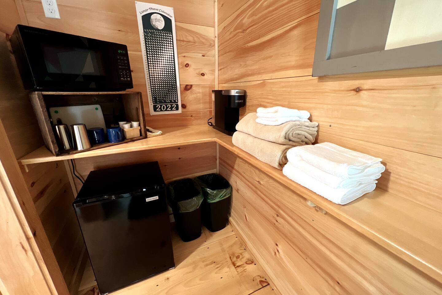 https://steamboatwharfcabins.com/wp-content/uploads/2023/03/9.jpeg