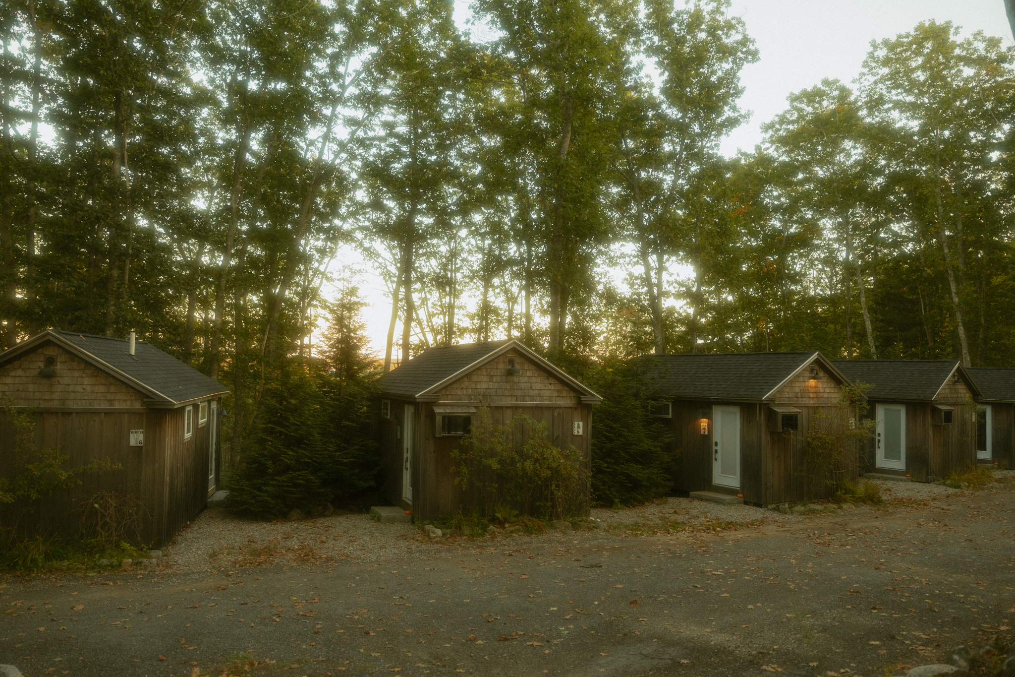 Steamboat-Wharf-Cabins-24